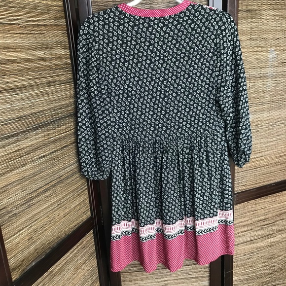 Forever 21 Boho Babydoll Dress Red White Black - Picture 7 of 7